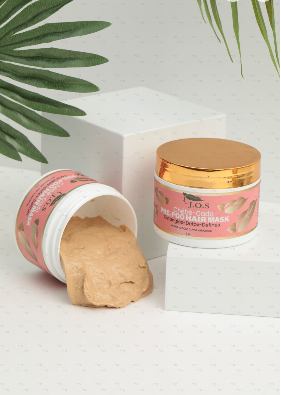 Chébé-Cado Pre-Poo Clay Mask for natural hair, designed to detangle, strengthen, and detoxify curls while prepping for easy styling. Made with Chébé and avocado for hydration and reduced breakage.






